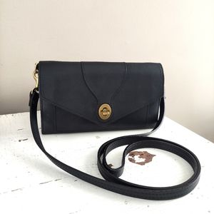 J.W. Hulme Legacy Clutch Wallet Leather Organizer Cross Body Bag